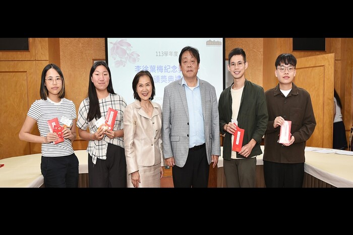 李敏華用職業成就與國際榮譽來回饋母校的栽培；為紀念母親，捐200萬設立「李徐葉梅紀念獎學金」。圖片